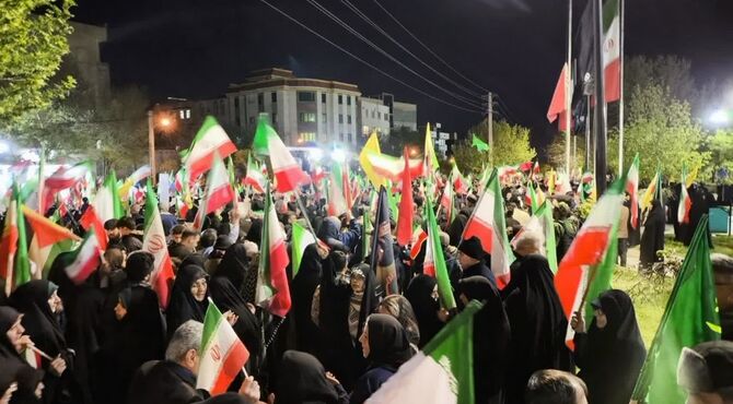 مردمی که تا آخرین قطره خون پای آرمان‌های انقلاب اسلامی ایستاده‌اند