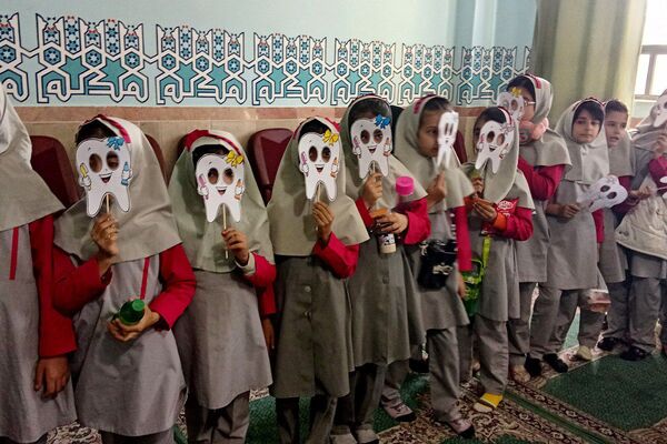  طرح مسواک‌زدن گروهی در دبستان شهدای معلم 