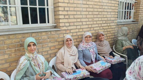 جشن روز معلم دبیرستان شهیده محبوبه دانش 