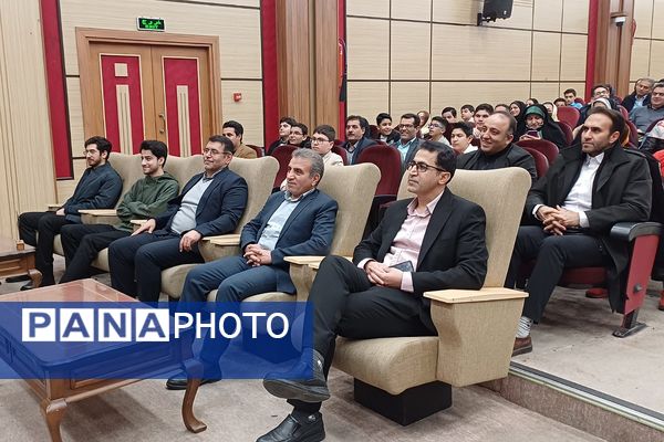 تقدیر از دانش‌آموزان دبیرستان هیات امنایی البرز در اردوگاه استانی شهید محمد منتظری شهریار 