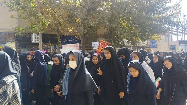 اقتدار ملت ایران در راهپیمایی روز ۱۳ آبان شهرستان خلیل‌آباد 