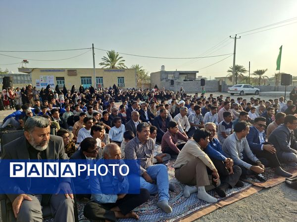 جشن پرشور دهه فجر انقلاب اسلامی در محله ولی عصر سندرک 