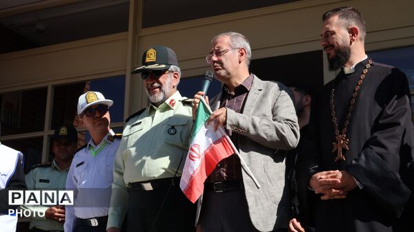 حضور فرمانده انتظامی تهران بزرگ در مراسم بازگشایی مدارس منطقه ۶