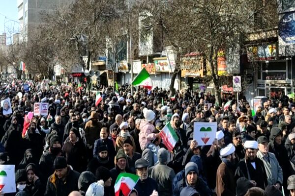 حماسه باشکوه راهپیمایی22 بهمن دراستان اردبیل 