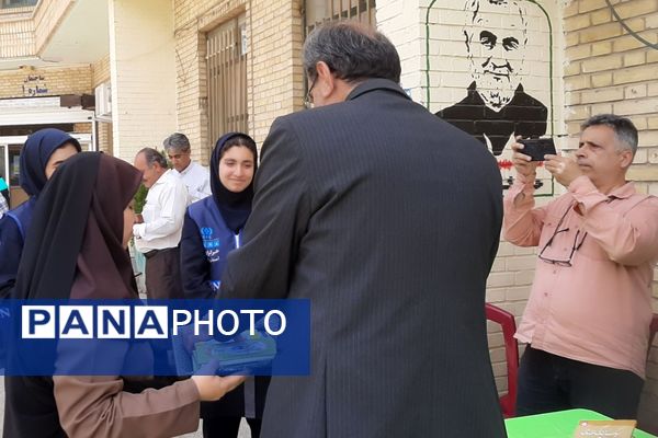 مهدی جان (عج) برای آمدنت جهان را مهمان می‌کنم