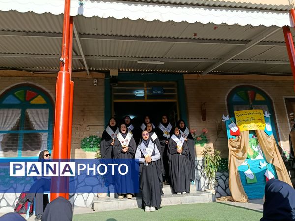 مراسم ولادت حضرت زینب (س) در مدرسه وکیلی ۳