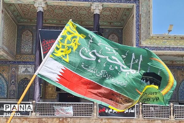 پیوند جان و جانان در کربلا؛ اقامه نماز جماعت در جوار ضریح شش‌گوشه