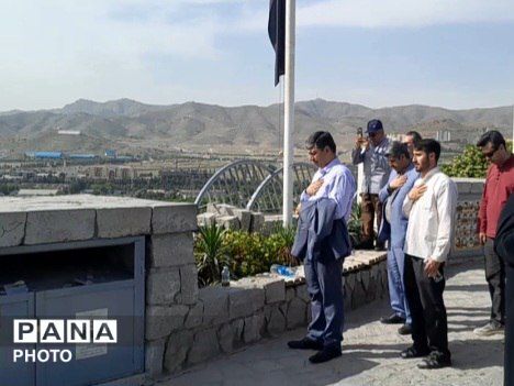 غبارروبی و تجدید میثاق با روح پاک شهدای گمنام در مشهد