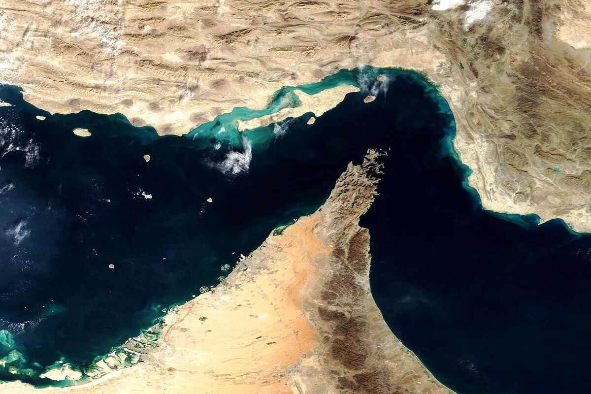 وضعیت تنگه هرمز به‌طور قاطع و مسلط در کنترل نیروی دریایی سپاه قرار دارد