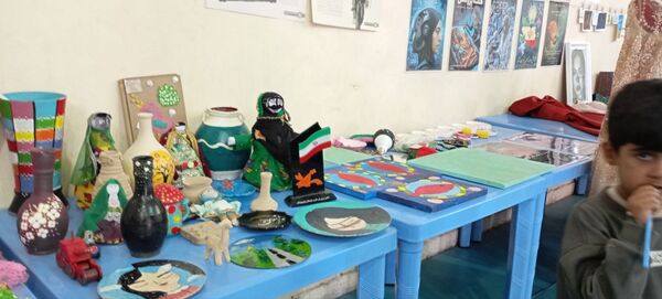 راهپیمایی باشکوه ۲۲ بهمن در فین؛ جلوه‌ای از حضور پرشور مردم