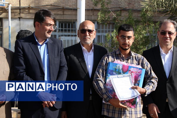 برگزاری آیین استانی «زنگ مهر و مهارت» در هنرستان انقلاب ناحیه یک یزد