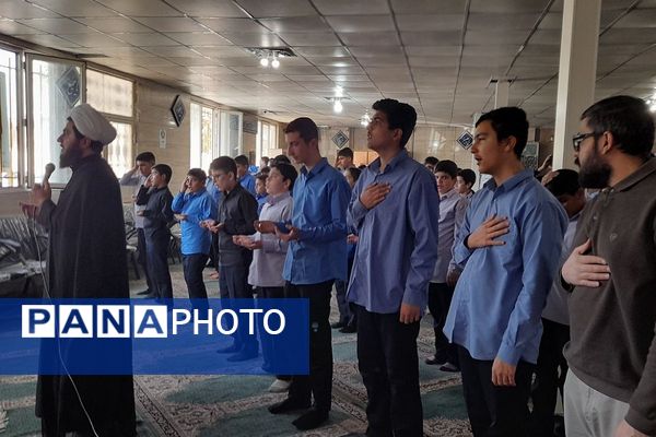 حضور پرشور دختران و پسران شهریار در روز استکبار ستیزی