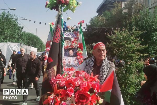 دلدادگان اربعین در تهران