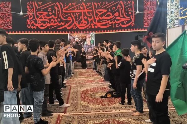 همایش «احلی من العسل» در حسینیه حیدر زرقان
