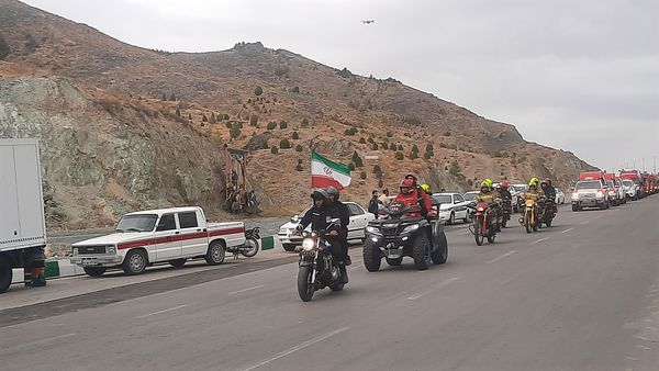 رژه ناوگان خودرویی آتش‌نشانی مشهد 