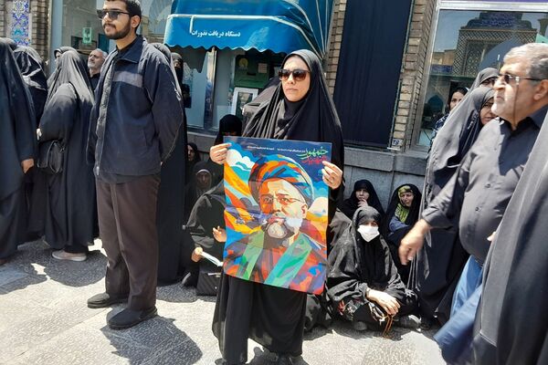 مراسم تدفین پیکر دیپلمات شهید حسین امیر عبداللهیان در حرم شاه عبدالعظیم حسنی