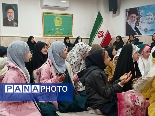 برنامه رویش آدینه با حضور دبستان دخترانه امام مهدی۲  در محمدشهر کرج