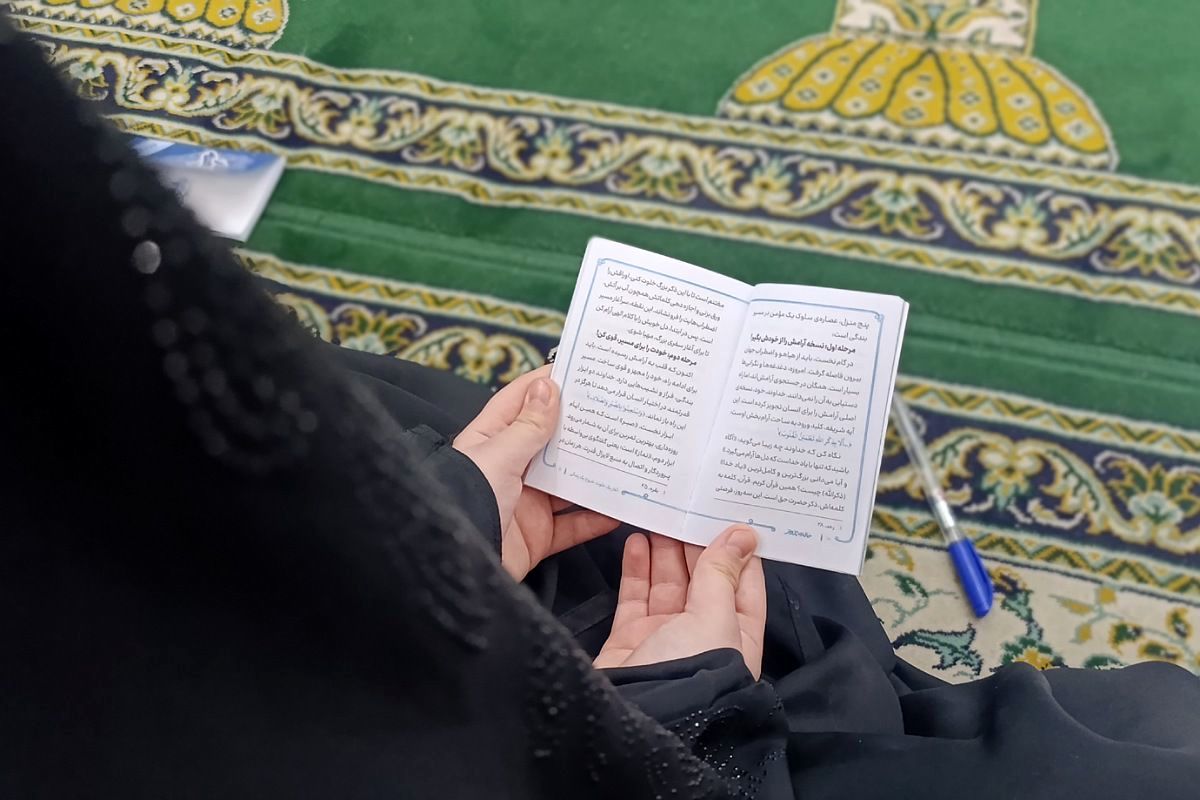 اعتکافِ نخست، مثل اولین عشق است