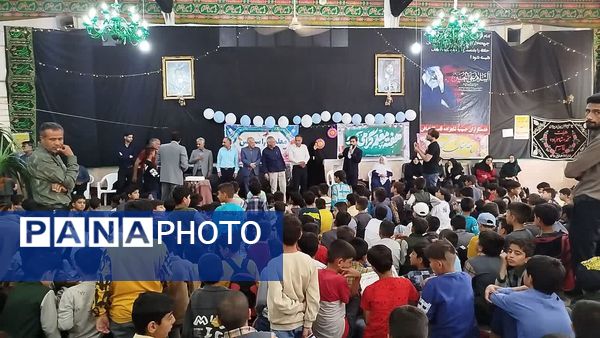 جشن بزرگداشت مقام معلم توسط دانش آموزان دبستان شهید پسندیده