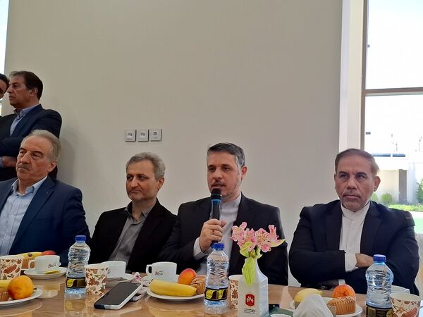 بازدید از مرکز خانه چتر موسسه خیریه گلستان علی(ع)