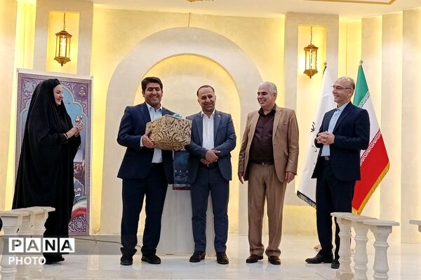 جلسه هم‌اندیشی مدیران مدارس ابتدایی ورامین 