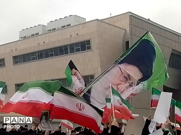 مردم مشهد خون خواه رهبر شهیدشان شدند