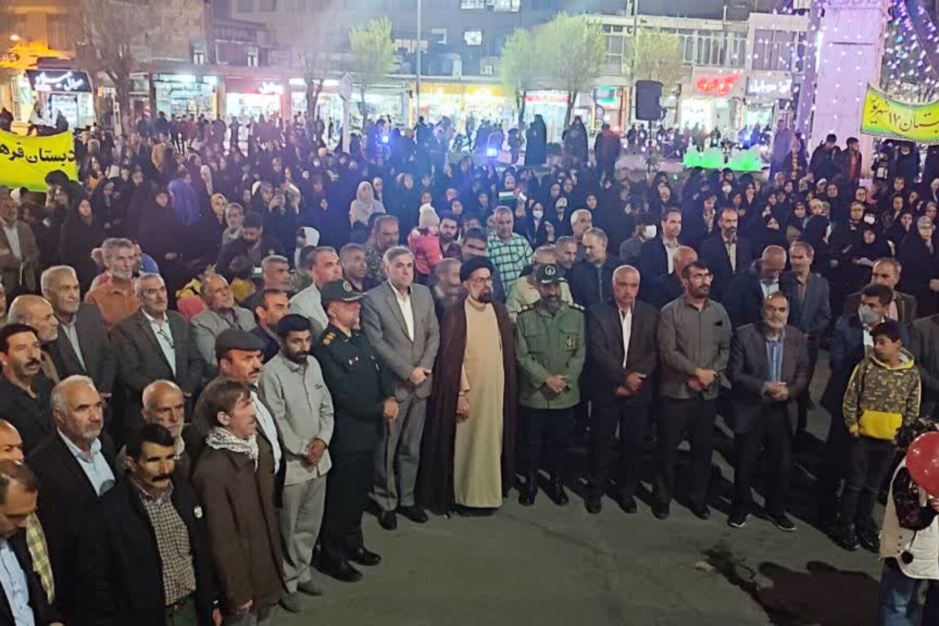 قدردانی مردم آباده از اقدام تنبیهی سپاه علیه رژیم کودک‌کُش اسرائیل/ فیلم
