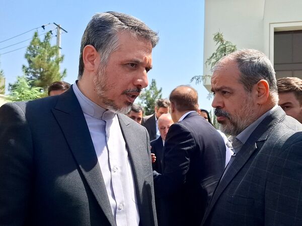 بازدید از مرکز خانه چتر موسسه خیریه گلستان علی(ع)