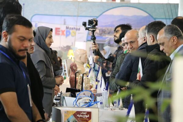 حال و هوای روز دوم نمایشگاه پژوهش و فناوری مشهد