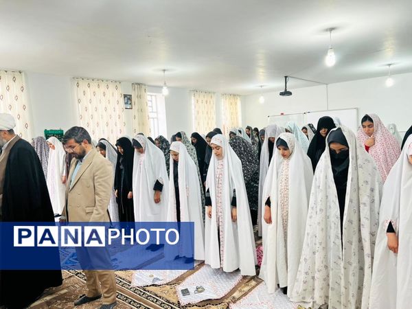 آیین تجلیل از برگزیدگان مسابقات قرآنی، فرهنگی و هنری در خاتم