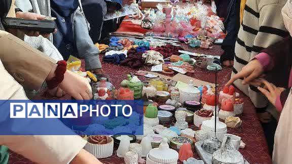 جشنواره بازارچه خوارزمی در دبیرستان بهرام رزمی ناحیه یک شیراز