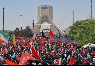 شییع باشکوه پیکر امام شهید در تهران