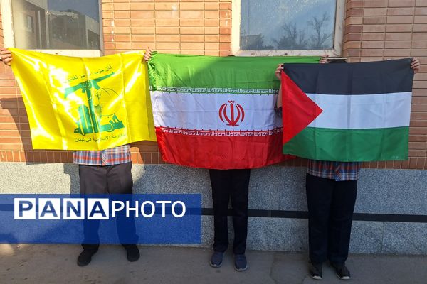 دانش آموزان شیرازی جنایات اسرائیل را محکوم کردند