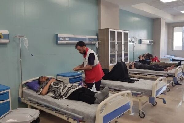 خدمات شبانه‌روزی هلال‌احمر در عمود ۱۰۸۰