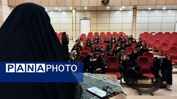 برگزاری دوره آموزشی یاوران ولایت در شهرستان خلیل‌آباد