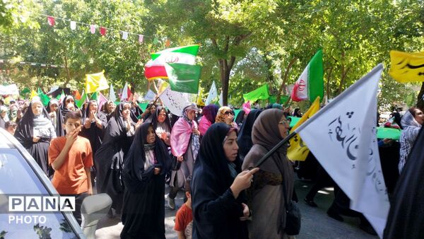 برگزاری مهمونی کیلومتری غدیر در اصفهان