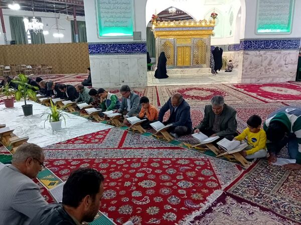 برگزاری محفل جزءخوانی قرآن کریم در امامزاده سید‌محمد(ع) کاشمر