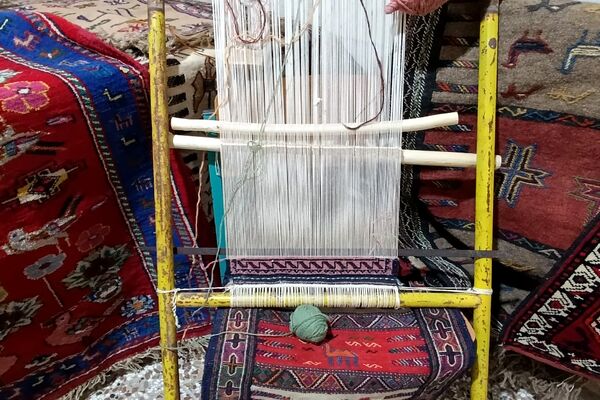 برگزاری جشنواره ماها در مدرسه کوثر فاروج