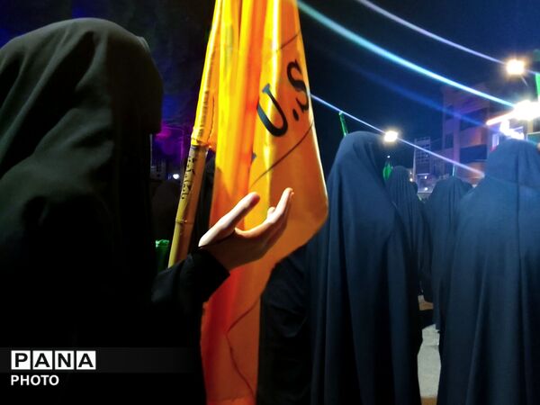هم‌نوایی مردم رشتخوار در فراقِ رهبر شهید