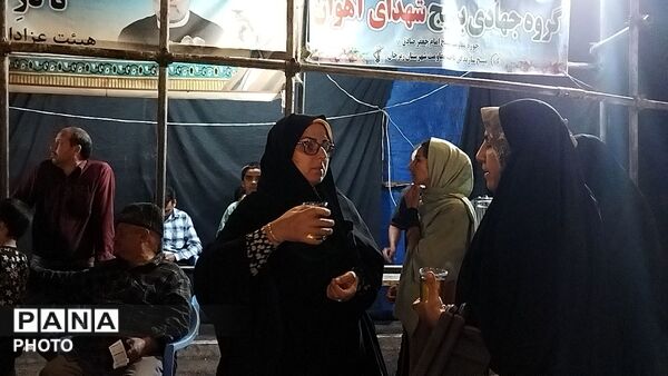 موکب شهدای روستای آهوان در نود و نهمین شب از اجتماعات مردمی 