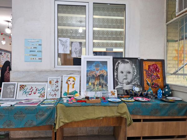 شکوفایی هنر نسل فردا در دبیرستان حضرت ولی عصر (عج)