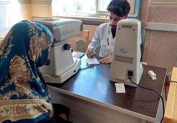 ارائه خدمات رایگان پزشکی و اهدای عینک رایگان در فاز۳ اندیشه، به مناسبت عید غدیر خم