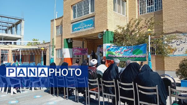 نواختن زنگ مهر و آغاز سال تحصیلی جدید در شهرستان کمیجان