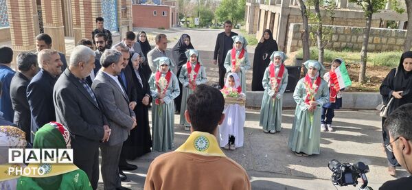 پیشتازان چهارمحال و بختیاری میزبان رئیس سازمان مدارس غیردولتی وزارت آموزش و پرورش 