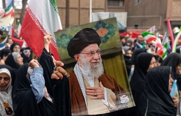 راهپیمایی یوم الله۲۲بهمن در شهرستان نیشابور 