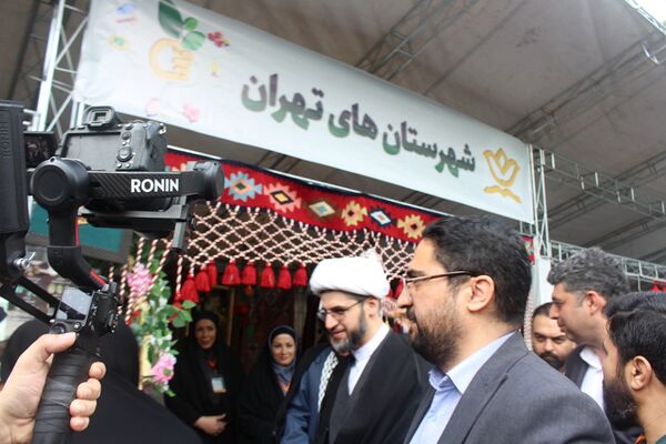 افتتاح نمایشگاه دستاوردهای کانون‌های فرهنگی و تربیتی سراسر کشور در اردوگاه شهید باهنر