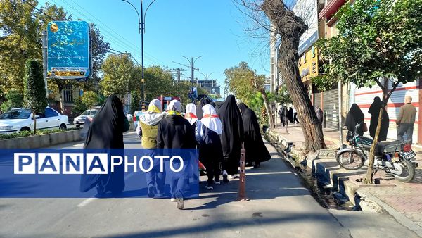 راهپیمایی ۱۳ آبان در قائمشهر