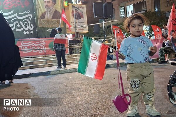 باید برخاست برای وطن؛ خروش مردم رباط‌کریم در حمایت از ایران