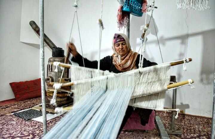 بیمه بافندگی ضرورتی برای تأمین آینده صنعتگران فرت‌باف است 
