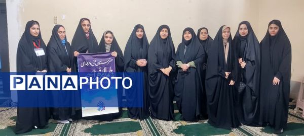 نمایشگاه هنرهای دستی دانش آموزان در بابلسر 